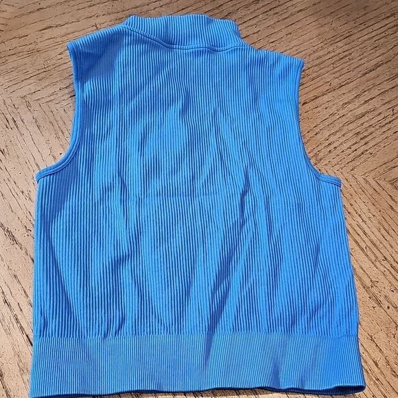 Ribbed Blue Crop Top Size S - Picture 5 of 6